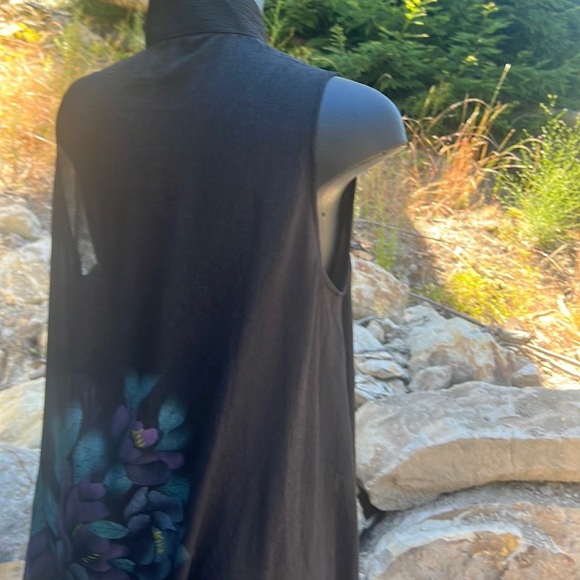 Whimsical airbrushed & hand painted open front waterfall hi-low sheer tunic! - Picture 5 of 10